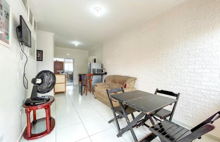 Kitnete Em Itanhaem - Sp. Villa Exterior photo